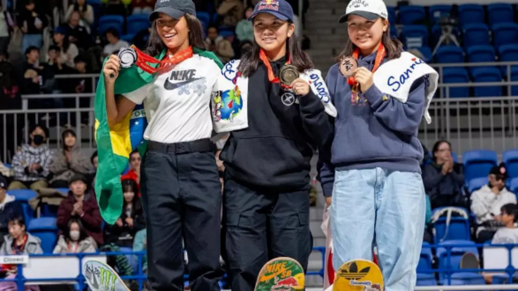 Rayssa Leal conquista prata no Mundial de skate street no Japão